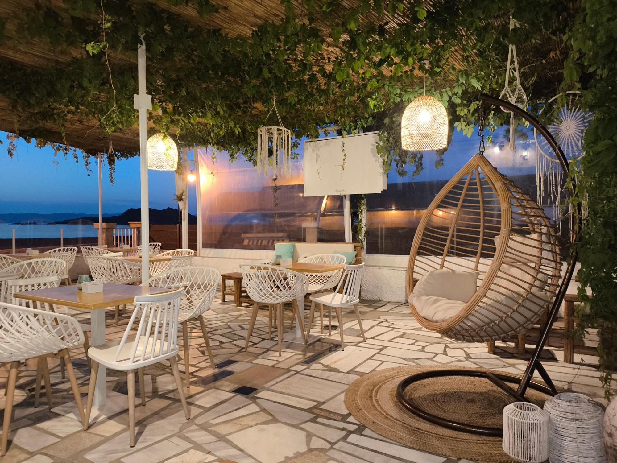 The Coast Aparthotel Anaxos Bagian luar foto